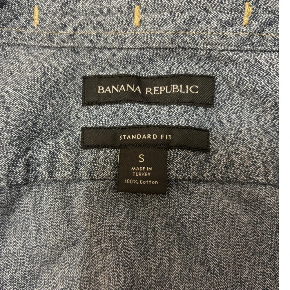 Banana Republic Standard Fit Button Down Shirt Mens Small Blue Cotton